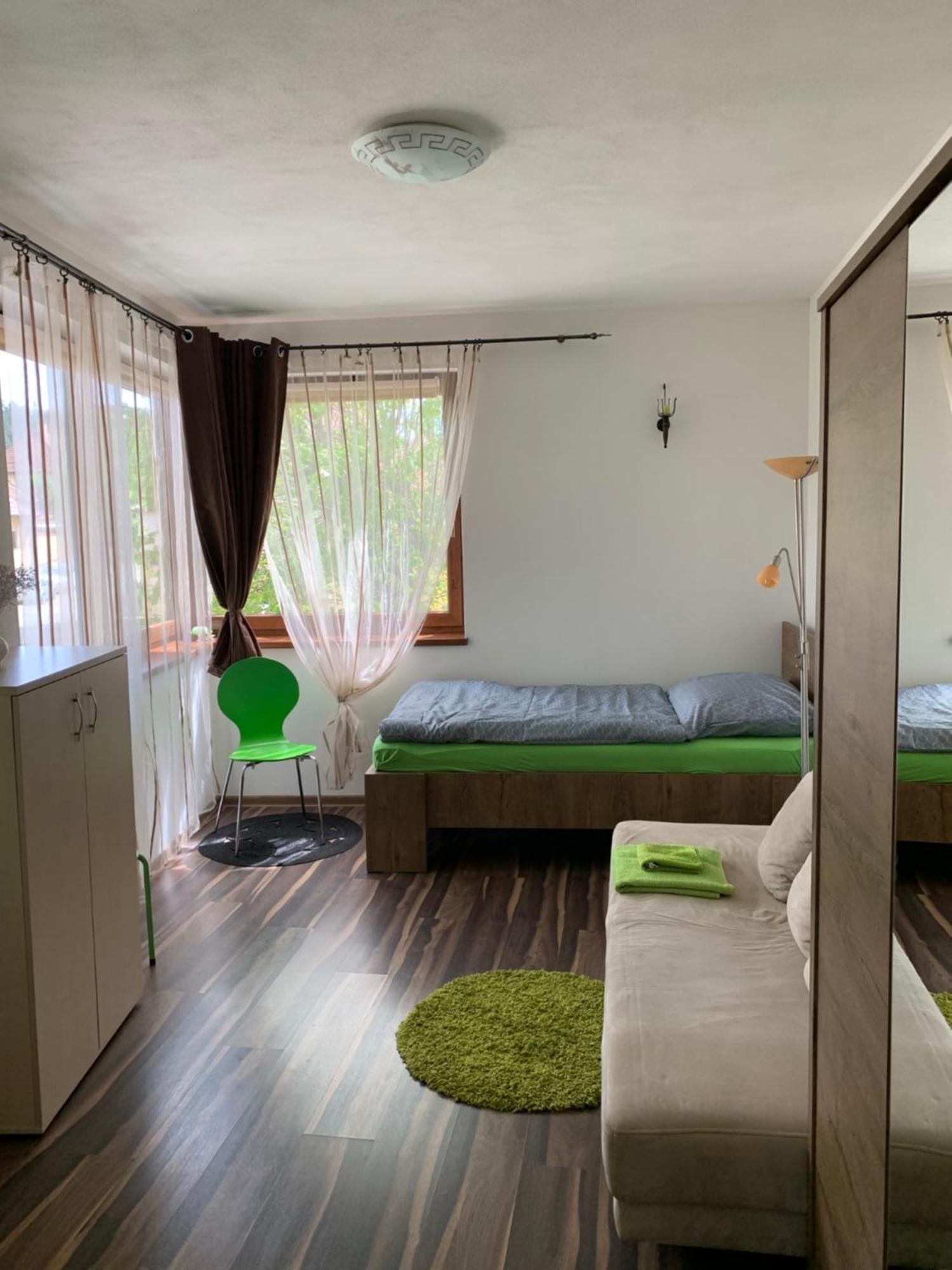 Apartman Emes S Terasou Kežmarok Eksteriør billede